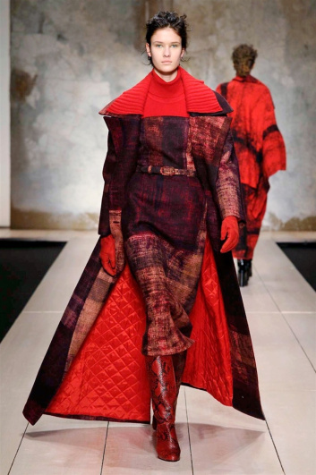 Fotoservizio/FW 2017-2018/WOMEN/LAURA BIAGIOTTI/DP2/9
