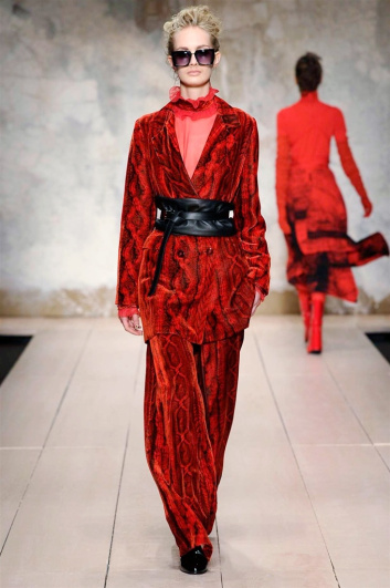 Fotoservizio/FW 2017-2018/WOMEN/LAURA BIAGIOTTI/DP2/0