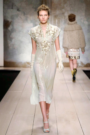 Fotoservizio/FW 2017-2018/WOMEN/LAURA BIAGIOTTI/DP2/8