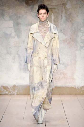 Fotoservizio/FW 2017-2018/WOMEN/LAURA BIAGIOTTI/DP2/0