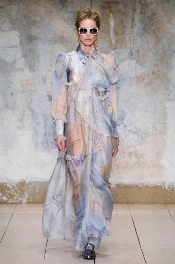 Fotoservizio/FW 2017-2018/WOMEN/LAURA BIAGIOTTI/DP2/2
