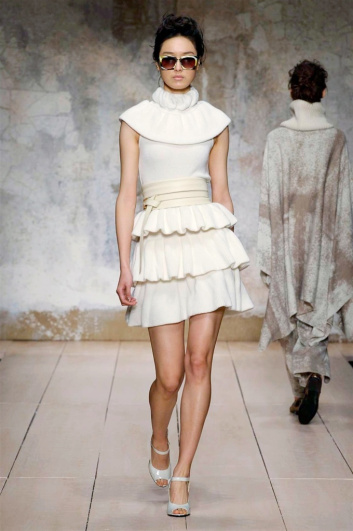 Fotoservizio/FW 2017-2018/WOMEN/LAURA BIAGIOTTI/DP2/7