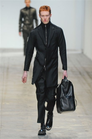 Fotoservizio/FW 2012-2013/MEN/COSTUME NATIONAL HOMME/D1/3