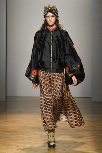 Fotoservizio/FW 2017-2018/WOMEN/STELLA JEAN/DP2/1