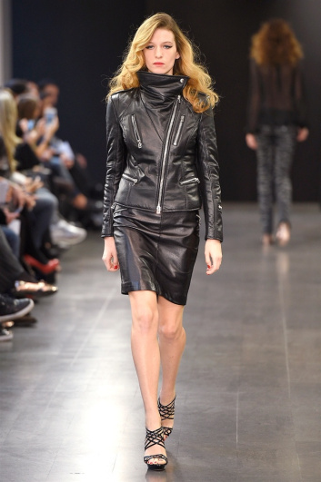 Fotoservizio/FW 2017-2018/WOMEN/ASSEGNATO/DP2/7