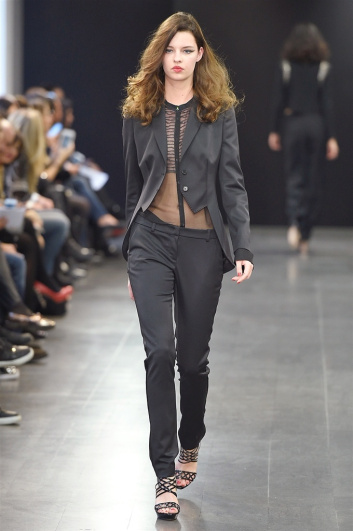 Fotoservizio/FW 2017-2018/WOMEN/ASSEGNATO/DP2/11