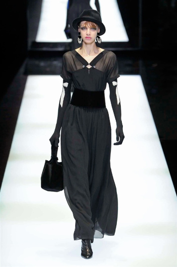 Fotoservizio/FW 2017-2018/WOMEN/GIORGIO ARMANI/DP2/4