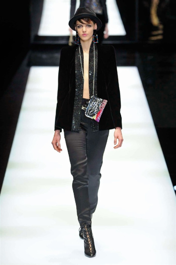 Fotoservizio/FW 2017-2018/WOMEN/GIORGIO ARMANI/DP2/10