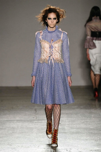 Fotoservizio/FW 2017-2018/WOMEN/DAIZY SHELY/DP2/3