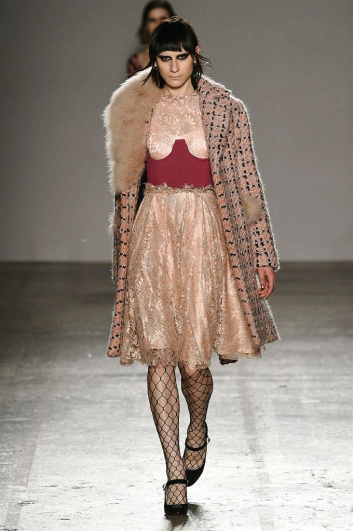 Fotoservizio/FW 2017-2018/WOMEN/DAIZY SHELY/DP2/12