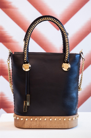 Fotoservizio/FW 2017-2018/WOMEN/LAURAFED/DP2/10