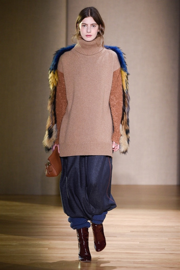 Fotoservizio/FW 2017-2018/WOMEN/AGNONA/DP2/10