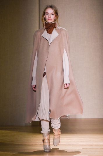 Fotoservizio/FW 2017-2018/WOMEN/AGNONA/DP2/24