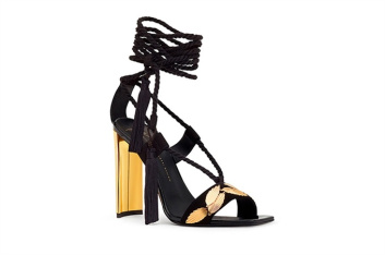 Fotoservizio/FW 2017-2018/WOMEN/GIUSEPPE ZANOTTI/DP2/2