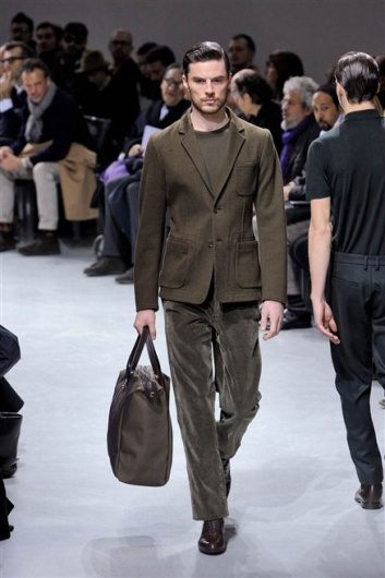 Fotoservizio/FW 2012-2013/MEN/DIRK BIKKEMBERGS/D1/4