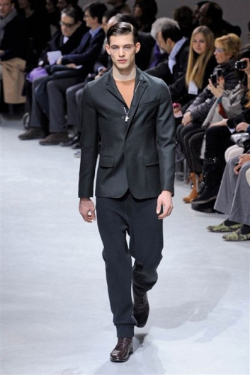Fotoservizio/FW 2012-2013/MEN/DIRK BIKKEMBERGS/D1/5