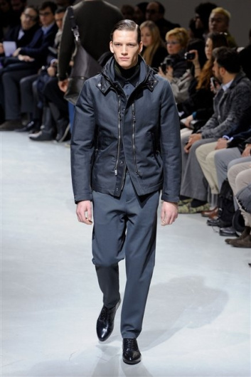 Fotoservizio/FW 2012-2013/MEN/DIRK BIKKEMBERGS/D1/10