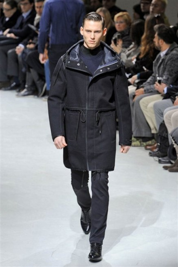 Fotoservizio/FW 2012-2013/MEN/DIRK BIKKEMBERGS/D1/18