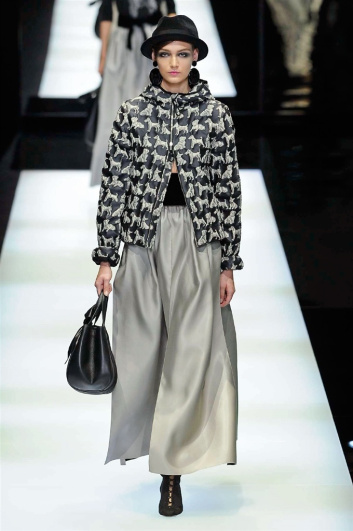 Fotoservizio/FW 2017-2018/WOMEN/GIORGIO ARMANI/DP2/0