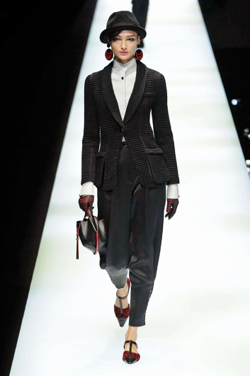 Fotoservizio/FW 2017-2018/WOMEN/GIORGIO ARMANI/DP2/2