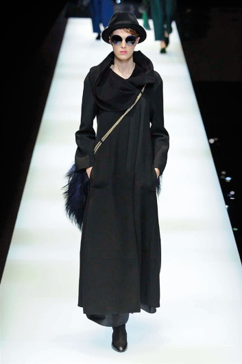 Fotoservizio/FW 2017-2018/WOMEN/GIORGIO ARMANI/DP2/1