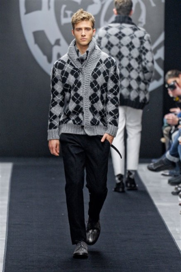 Fotoservizio/FW 2012-2013/MEN/ERMANNO SCERVINO/D1/3