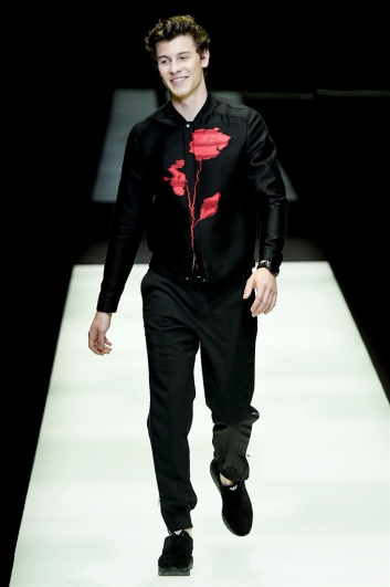 Fotoservizio/SS 2018/MEN/EMPORIO ARMANI/DP2/0