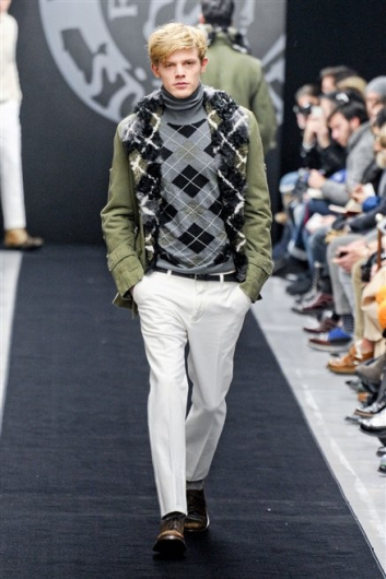 Fotoservizio/FW 2012-2013/MEN/ERMANNO SCERVINO/D1/8