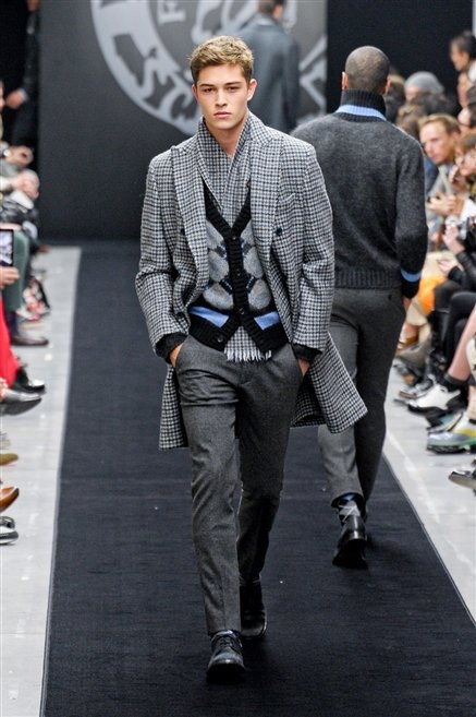 Fotoservizio/FW 2012-2013/MEN/ERMANNO SCERVINO/D1/20