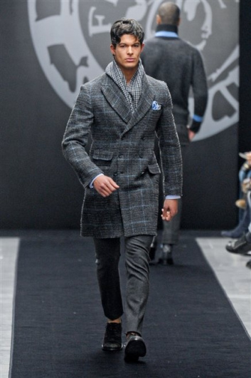 Fotoservizio/FW 2012-2013/MEN/ERMANNO SCERVINO/D1/21