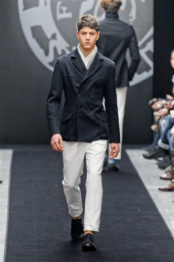 Fotoservizio/FW 2012-2013/MEN/ERMANNO SCERVINO/D1/34