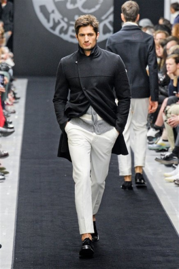 Fotoservizio/FW 2012-2013/MEN/ERMANNO SCERVINO/D1/35