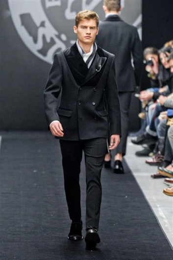 Fotoservizio/FW 2012-2013/MEN/ERMANNO SCERVINO/D1/39