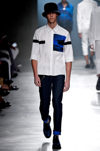 Fotoservizio/SS 2018/MEN/NEIL BARRETT/DP2/5