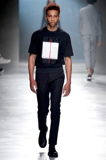 Fotoservizio/SS 2018/MEN/NEIL BARRETT/DP2/1