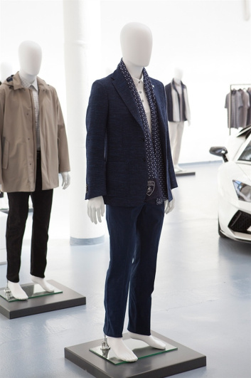 Fotoservizio/SS 2018/MEN/COLLEZIONE AUTOMOBILI LAMBORGHINI/DP2/1
