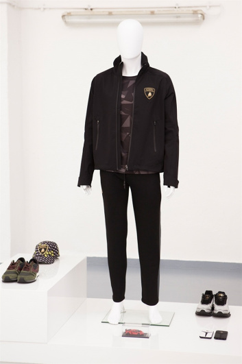Fotoservizio/SS 2018/MEN/COLLEZIONE AUTOMOBILI LAMBORGHINI/DP2/9