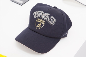 Fotoservizio/SS 2018/MEN/COLLEZIONE AUTOMOBILI LAMBORGHINI/DP2/24
