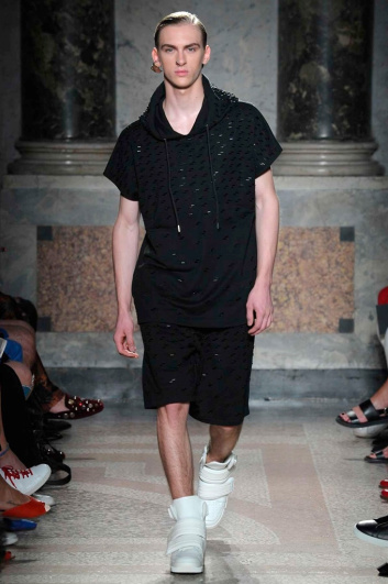 Fotoservizio/SS 2018/MEN/LES HOMMES/DP2/0