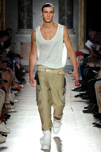 Fotoservizio/SS 2018/MEN/LES HOMMES/DP2/2