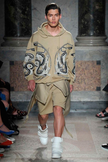 Fotoservizio/SS 2018/MEN/LES HOMMES/DP2/4