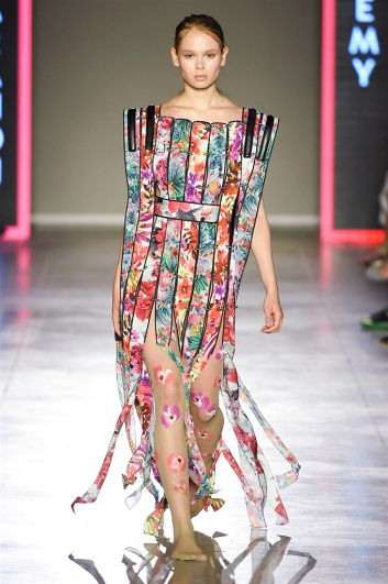 Fotoservizio/SS 2018/MEN/MILANO MODA GRADUATE/DP2/1