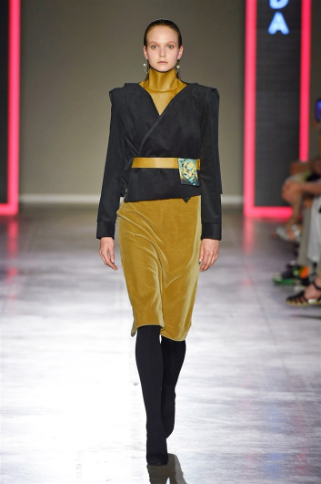 Fotoservizio/SS 2018/MEN/MILANO MODA GRADUATE/DP2/14