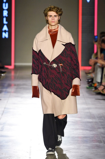 Fotoservizio/SS 2018/MEN/MILANO MODA GRADUATE/DP2/33