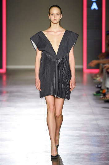 Fotoservizio/SS 2018/MEN/MILANO MODA GRADUATE/DP2/39