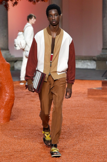 Fotoservizio/SS 2018/MEN/ERMENEGILDO ZEGNA/DP2/5
