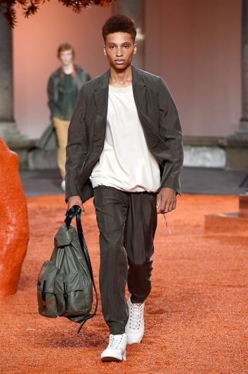 Fotoservizio/SS 2018/MEN/ERMENEGILDO ZEGNA/DP2/0