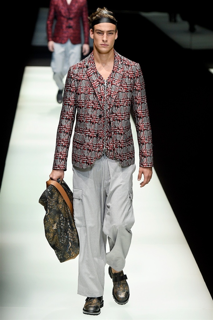 Fotoservizio/SS 2018/MEN/EMPORIO ARMANI/DP2/4