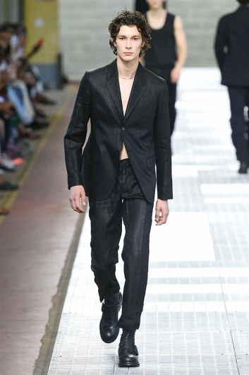 Fotoservizio/SS 2018/MEN/DIRK BIKKEMBERGS/DP2/2