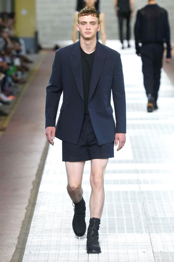 Fotoservizio/SS 2018/MEN/DIRK BIKKEMBERGS/DP2/1